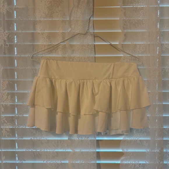 SHEIN white mini skort - Picture 1 of 1